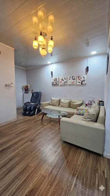 dijual rumah perumahan metland menteng