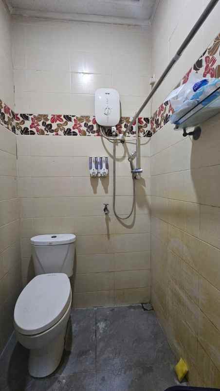 dijual rumah perumahan metland menteng