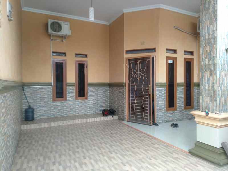 dijual rumah perumnas 1 cibodas