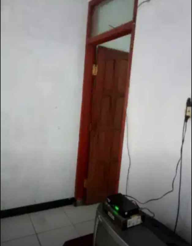 dijual rumah pinggir jalan utama