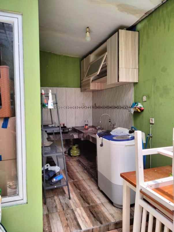 dijual rumah plumbon