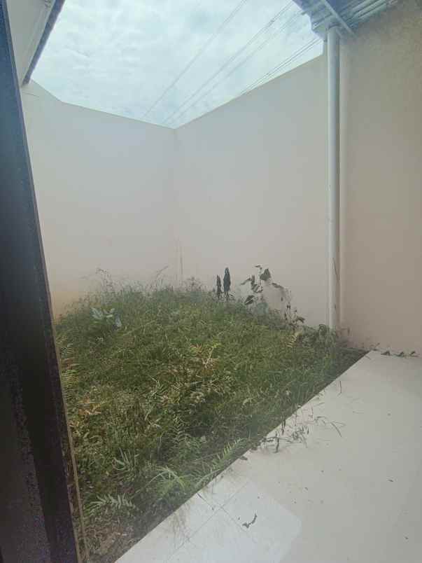 dijual rumah podorejo