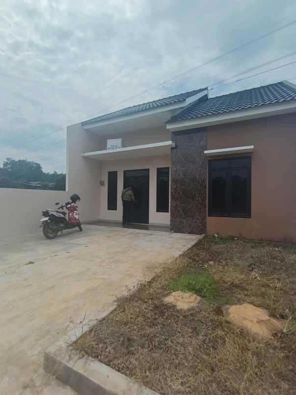 dijual rumah podorejo