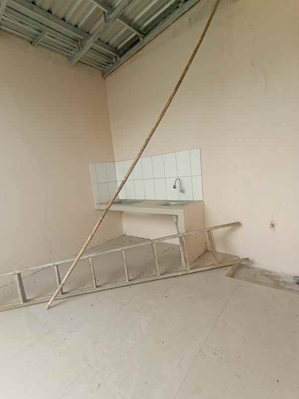 dijual rumah podorejo