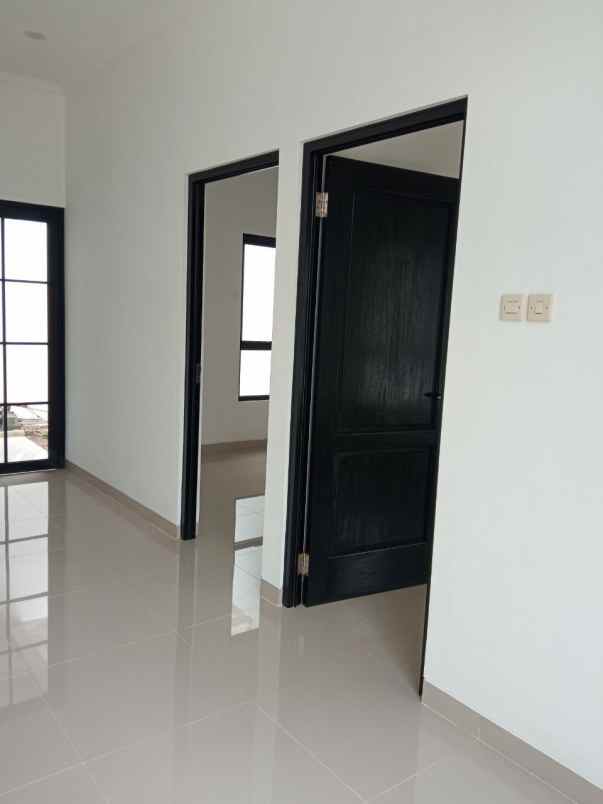 dijual rumah pondok benda