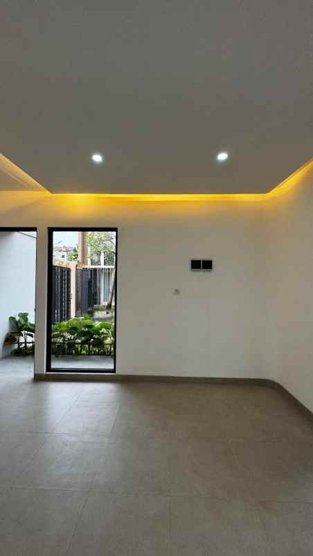 dijual rumah pondok cabe ilir