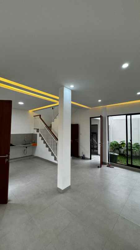 dijual rumah pondok cabe ilir