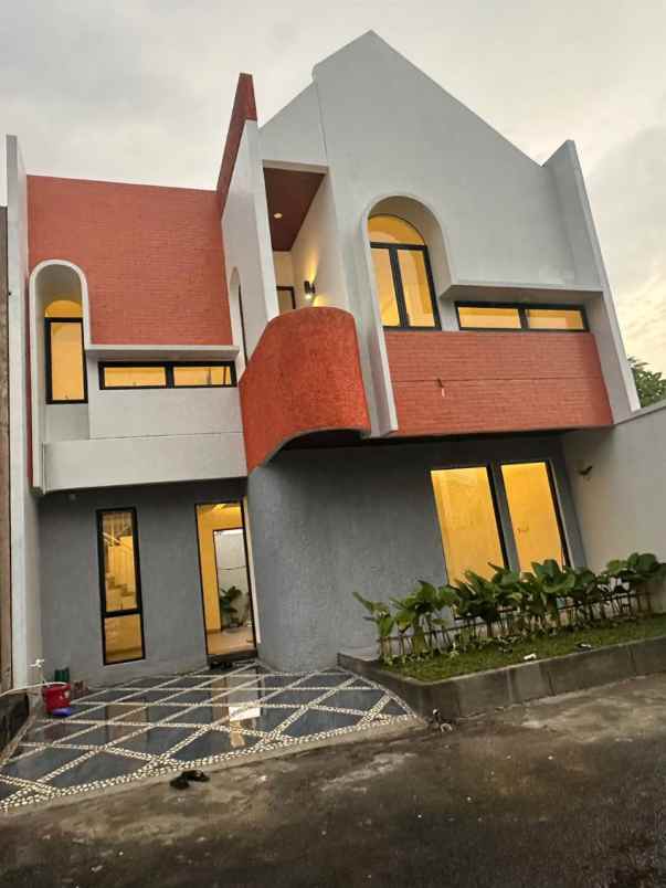 dijual rumah pondok cabe ilir