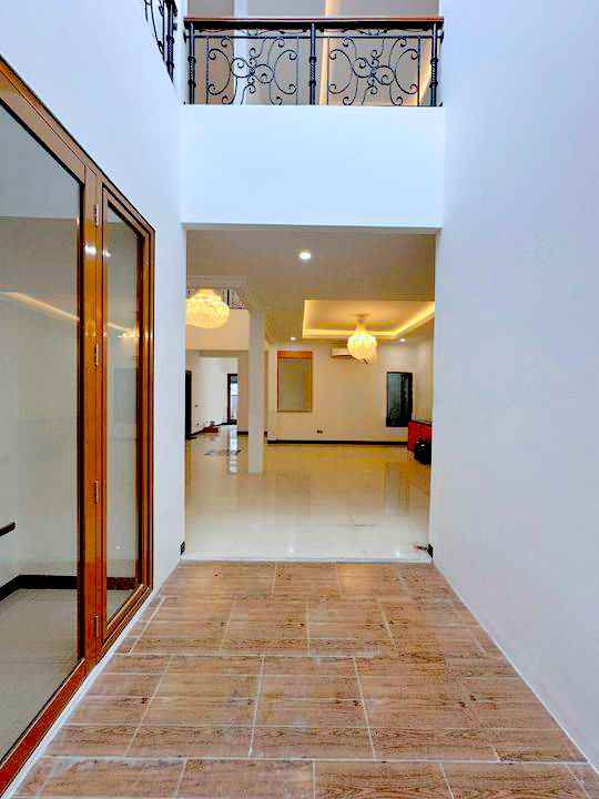 dijual rumah pondok indah