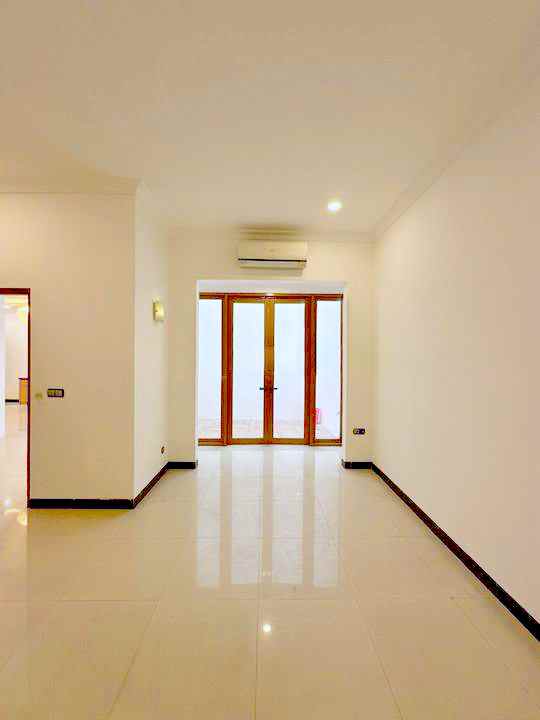 dijual rumah pondok indah