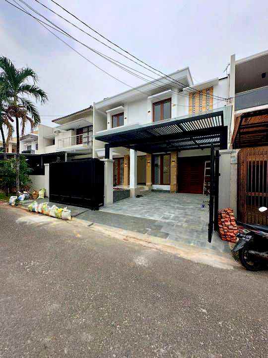 dijual rumah pondok indah