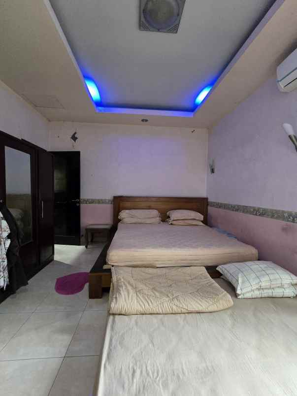 dijual rumah pondok kelapa