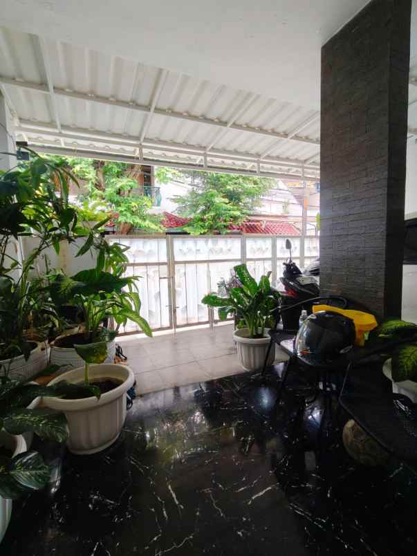 dijual rumah pondok kelapa jaktim