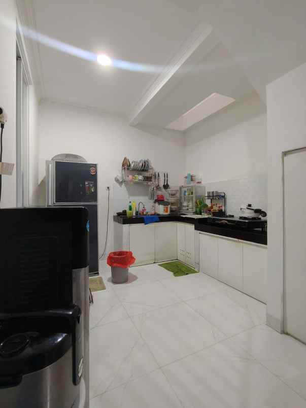 dijual rumah pondok kelapa jaktim