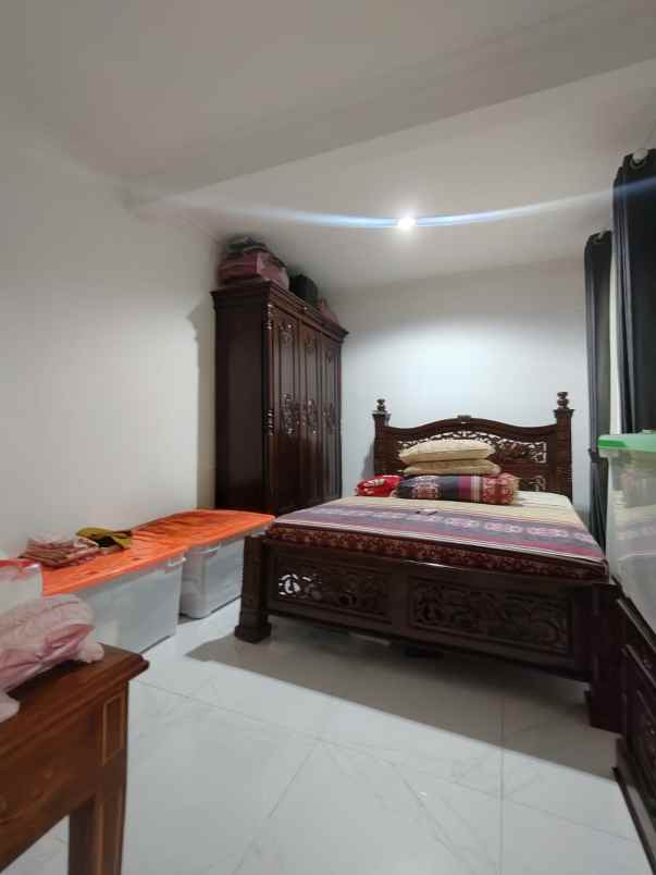 dijual rumah pondok kelapa jaktim