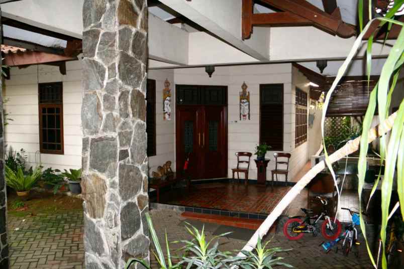 dijual rumah pondok labu