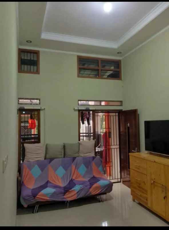 dijual rumah pondok terong