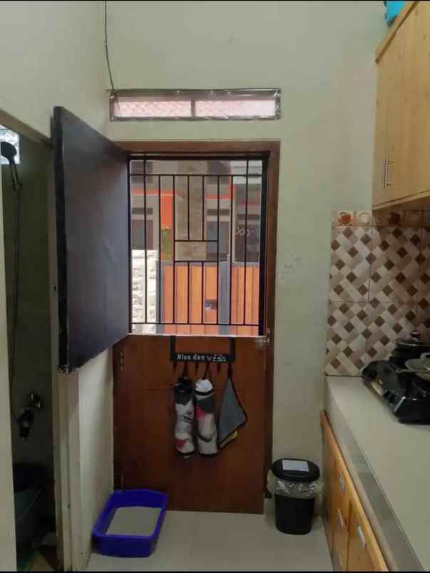 dijual rumah pondok terong