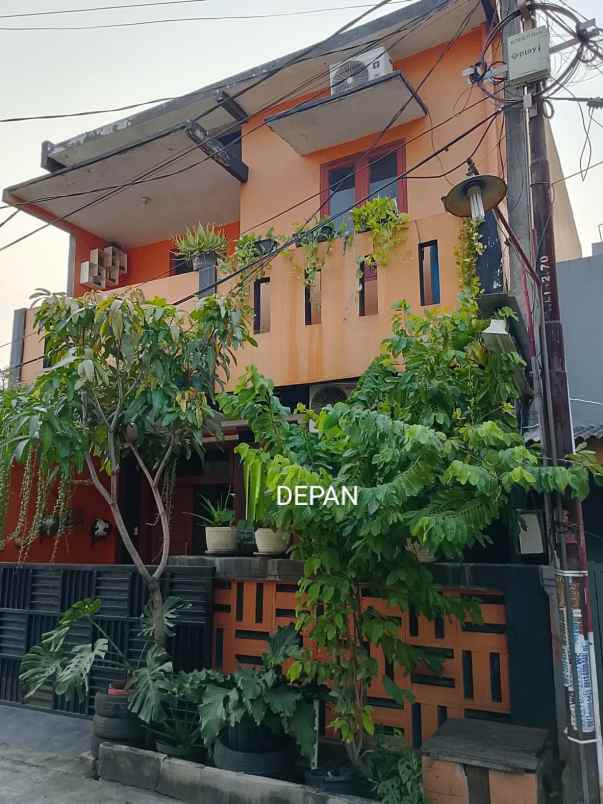 dijual rumah pondok ungu permai