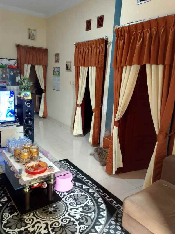 dijual rumah pondok ungu permai