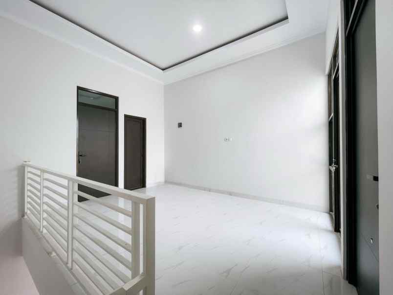 dijual rumah pondok ungu permai sektor