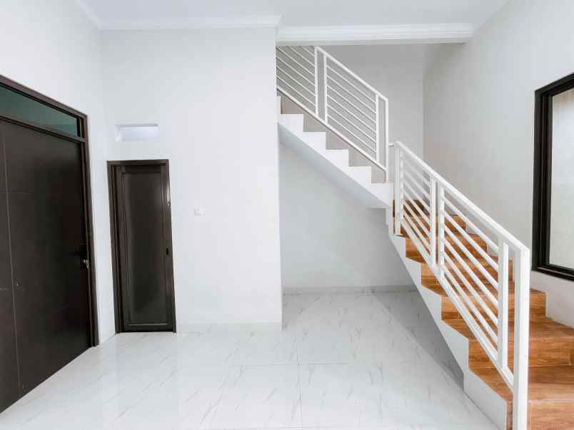 dijual rumah pondok ungu permai sektor