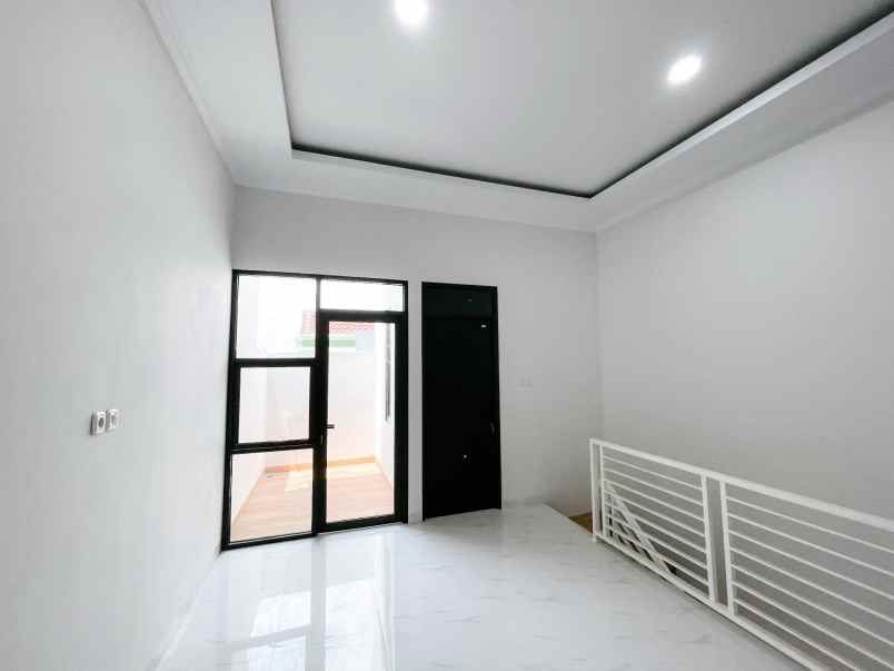 dijual rumah pondok ungu permai sektor