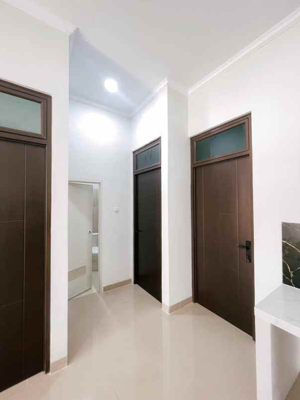 dijual rumah pondok ungu permai sektor