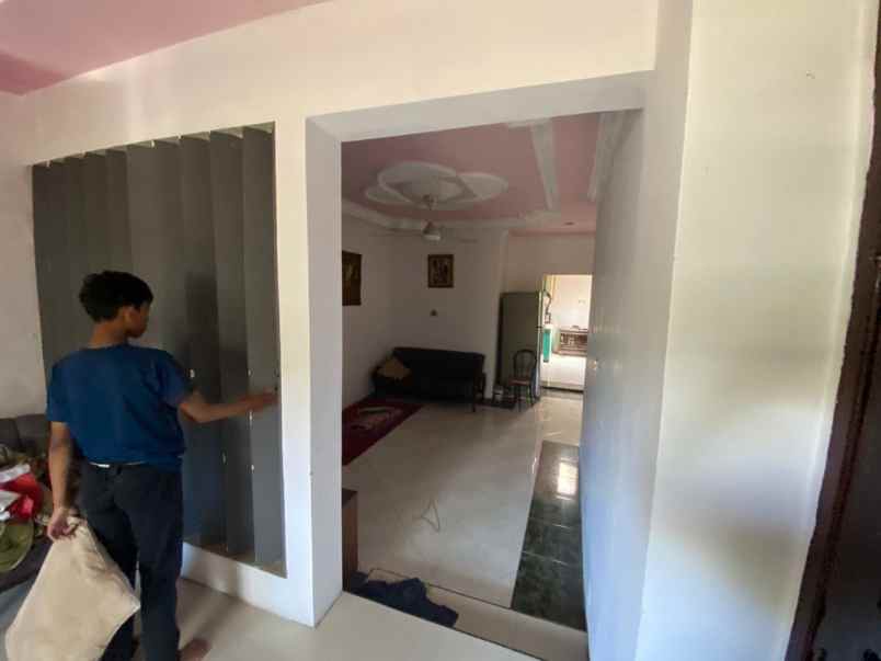 dijual rumah pondok wage indah