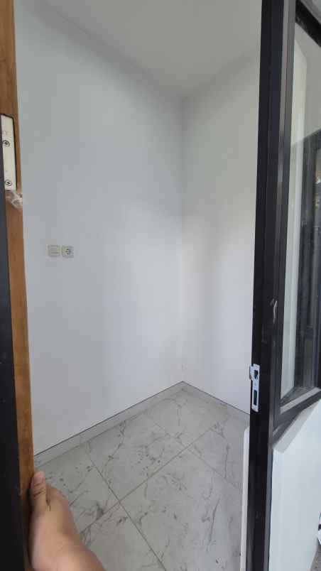 dijual rumah prapen