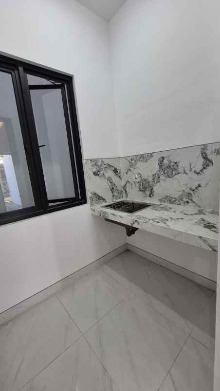 dijual rumah prapen