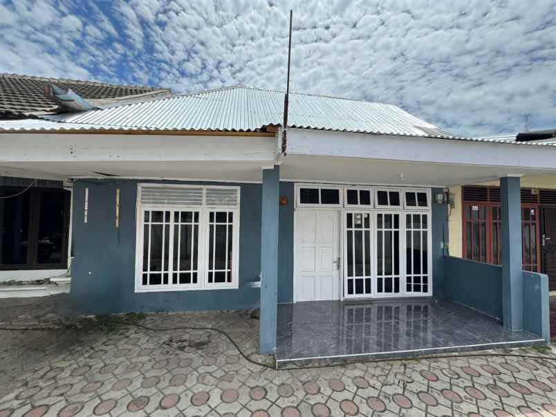 dijual rumah pribadi 2 unit