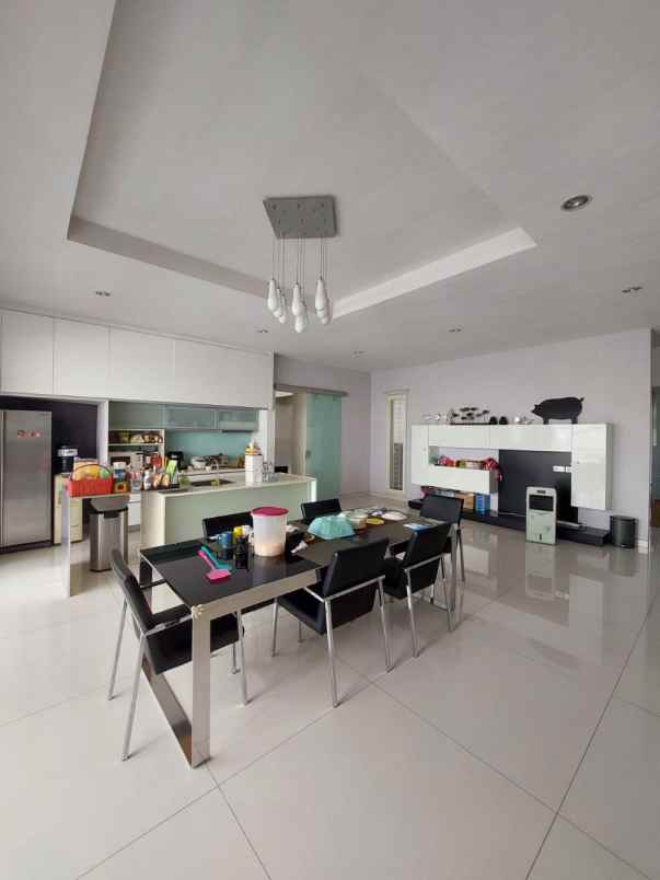 dijual rumah puri galaxy