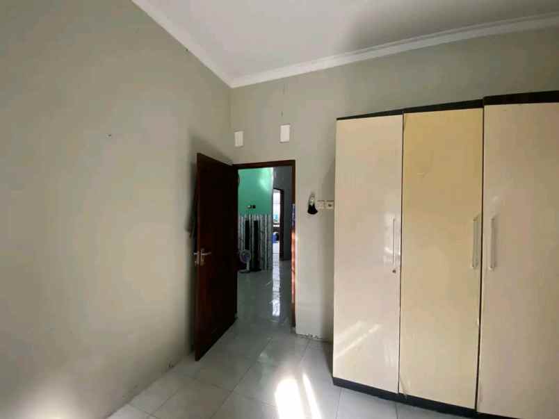dijual rumah purwomartani