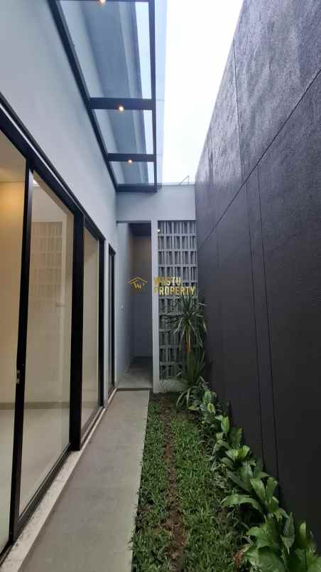 dijual rumah purwomartani kec kalasan