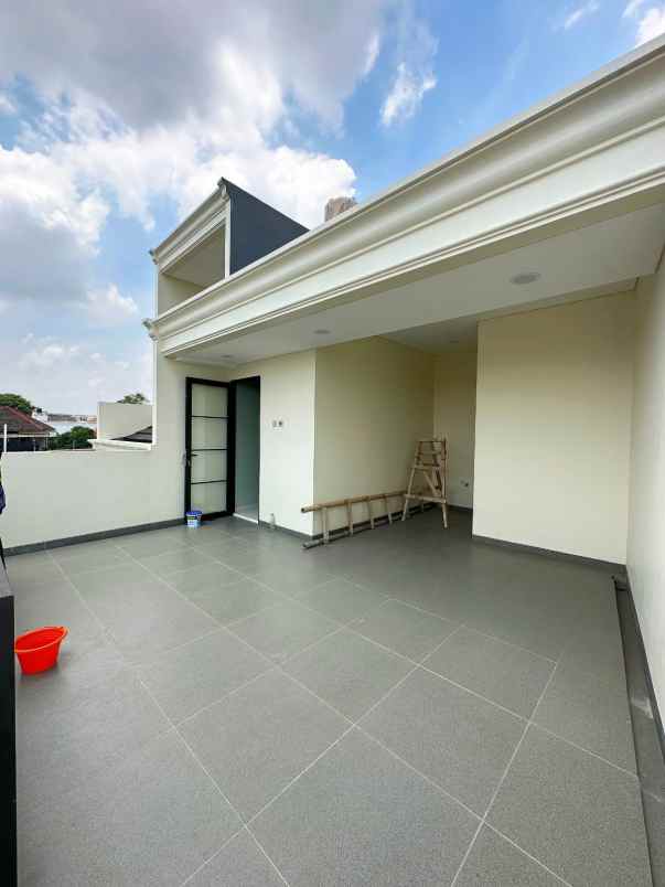 dijual rumah raden inten jakarta timur