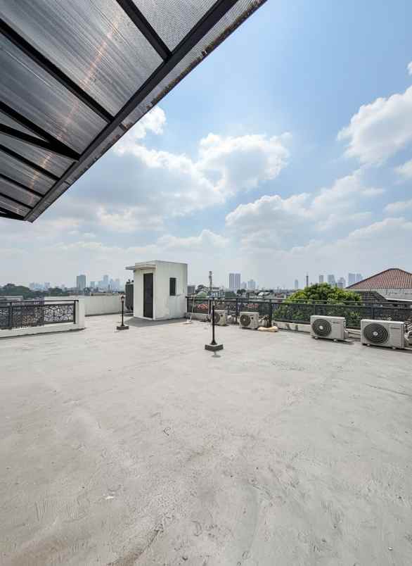 dijual rumah radio dalam