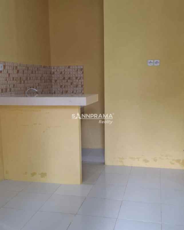 dijual rumah rangkapan jaya depok