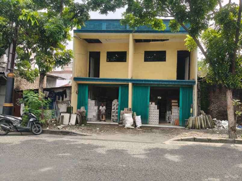 dijual rumah raya ir soekarno merr