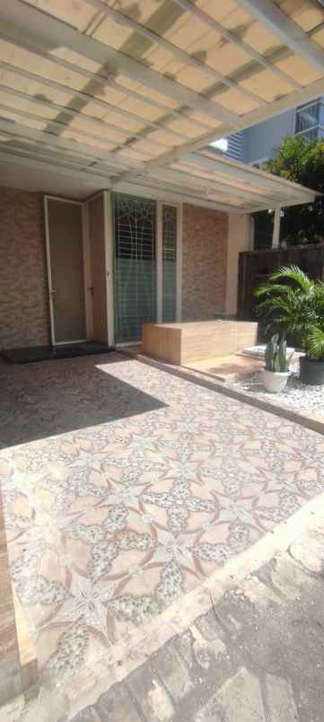 dijual rumah royal park residen gunung