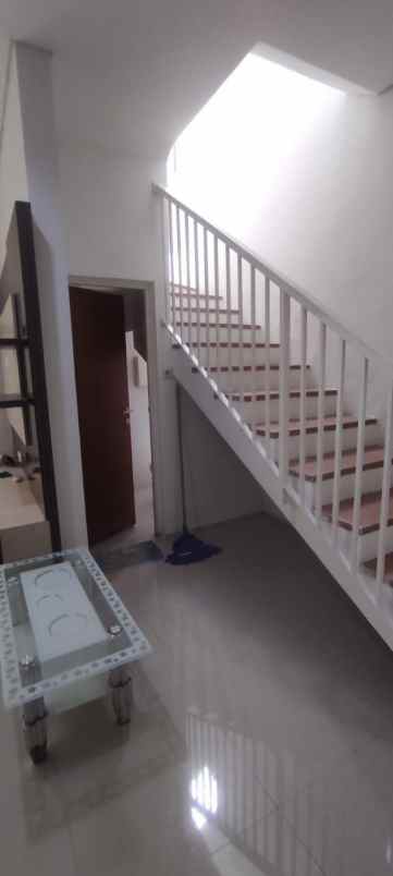 dijual rumah royal park residen gunung