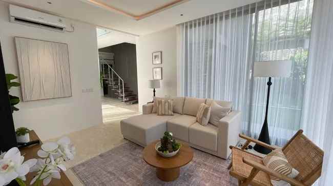 dijual rumah royal residence organica