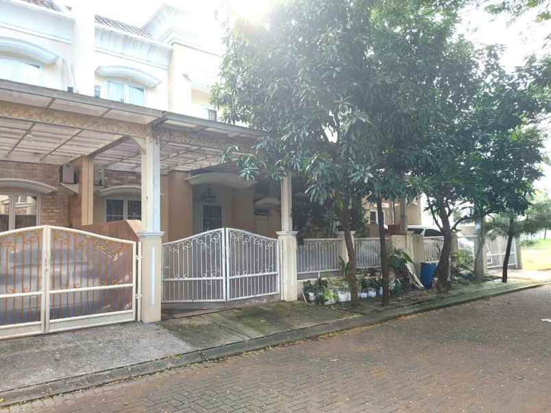 dijual rumah royal residence villas cakung