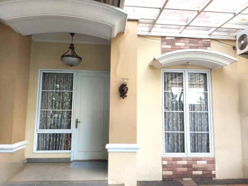 dijual rumah royal residence villas cakung