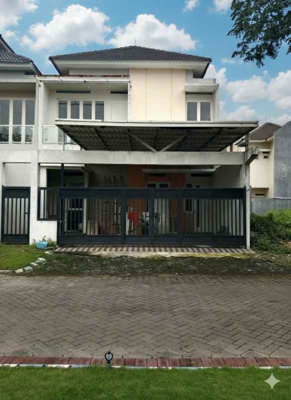 dijual rumah rumah puri surya jaya valencia