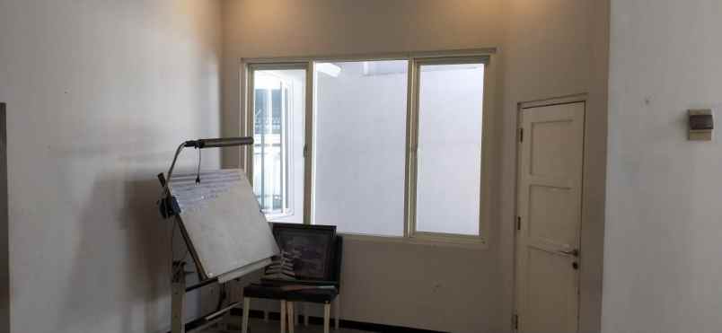dijual rumah rumah rungkut asri