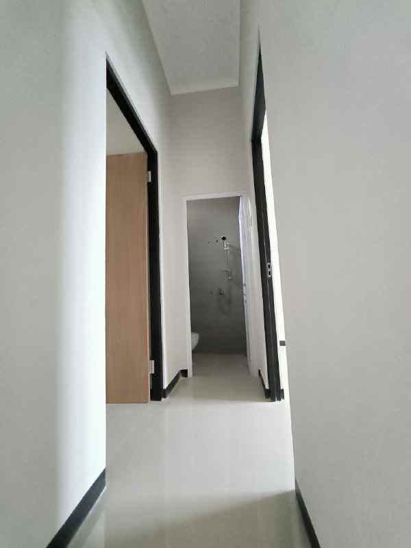 dijual rumah rungkut