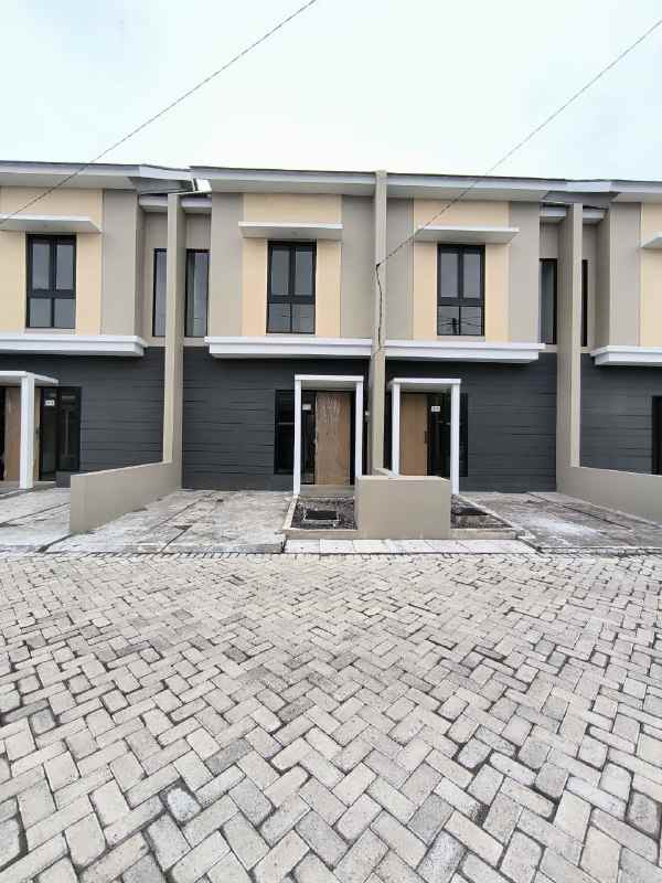 dijual rumah rungkut