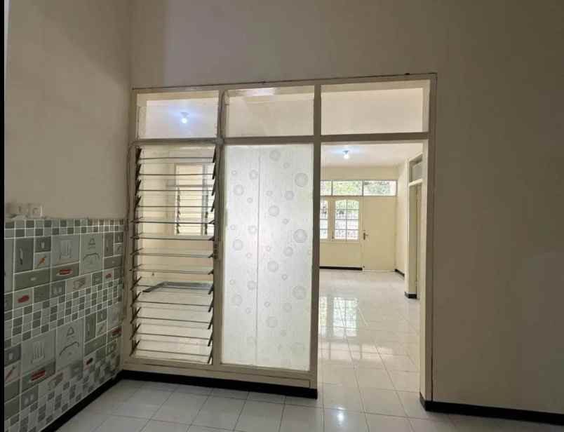 dijual rumah rungkut mapan