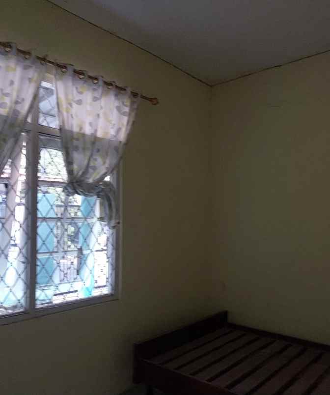 dijual rumah rungkut menanggal